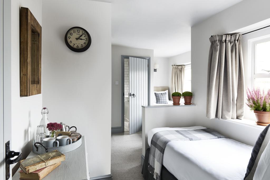 The Masons Arms Hotel Cirencester Ngoại thất bức ảnh